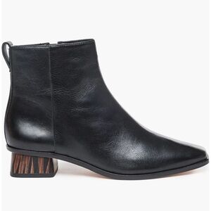 Bernardo Helene Bootie Size 9